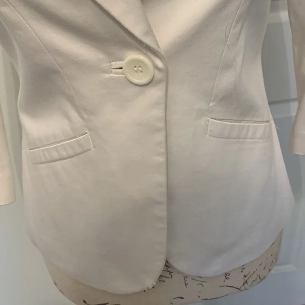 Three quarter sleeve white jacket/blazer from Limited. Sz XS - Picture 5 of 6